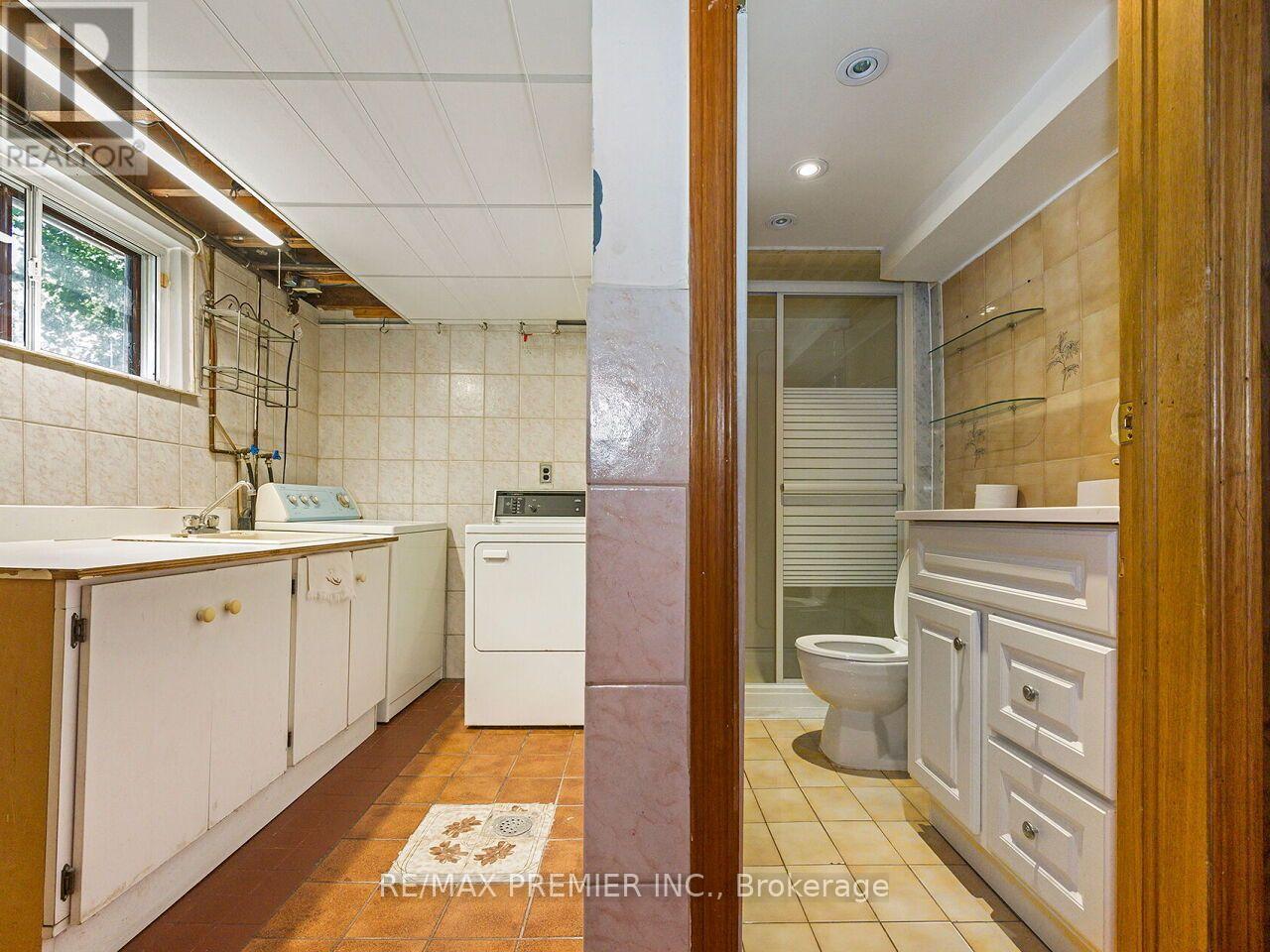7 MAYALL AVENUE - 36