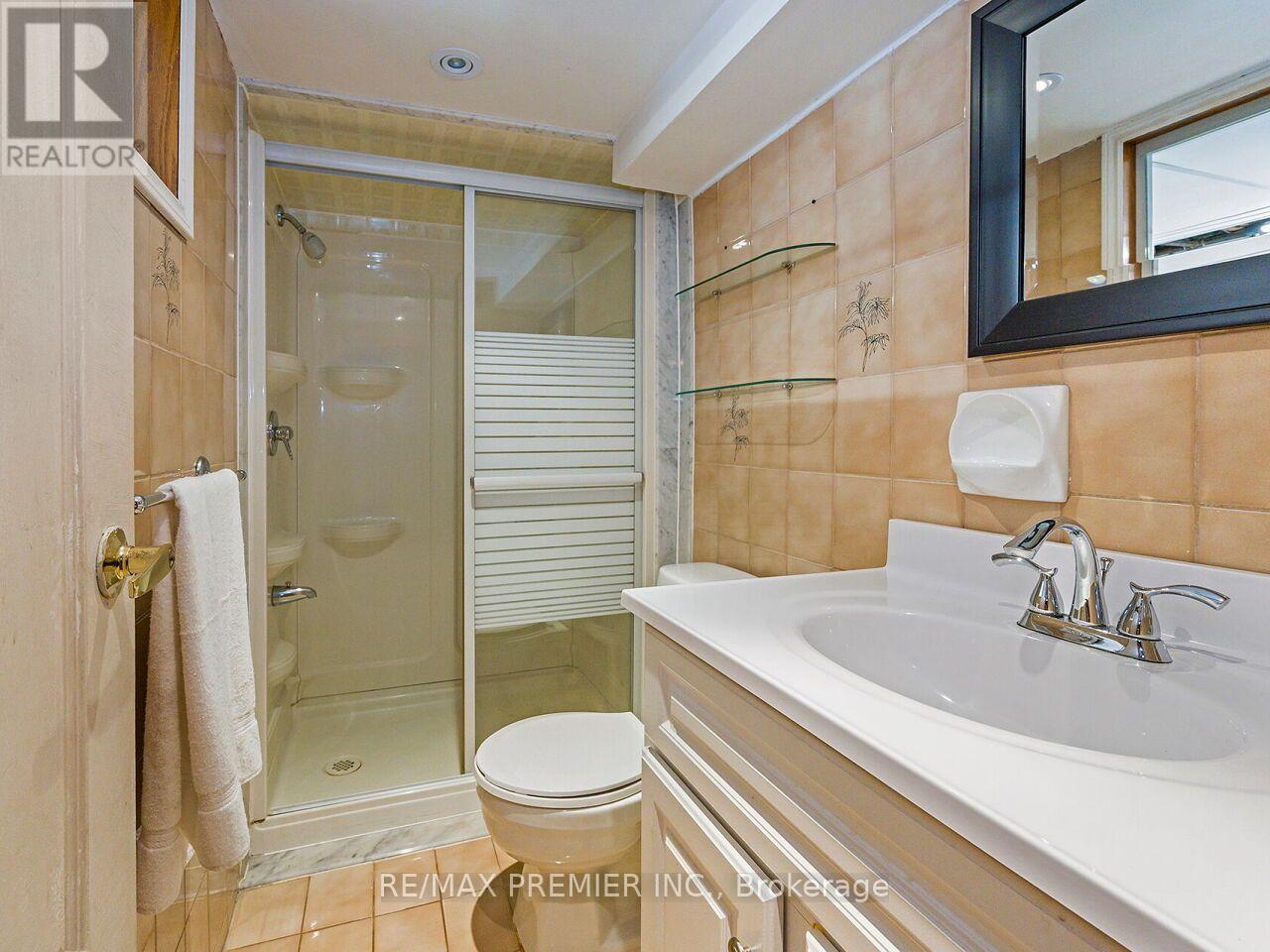 7 MAYALL AVENUE - 37