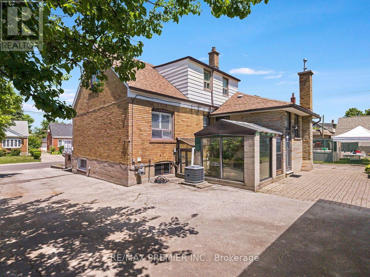 7 MAYALL AVENUE - 45