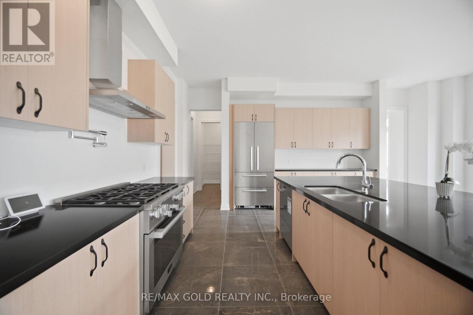 17 MOSSWOOD TRAIL - 15