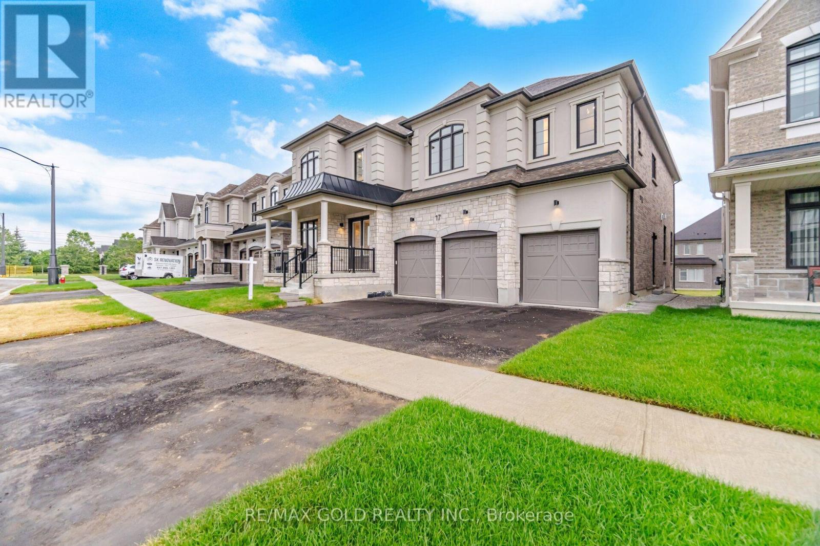17 MOSSWOOD TRAIL - 2