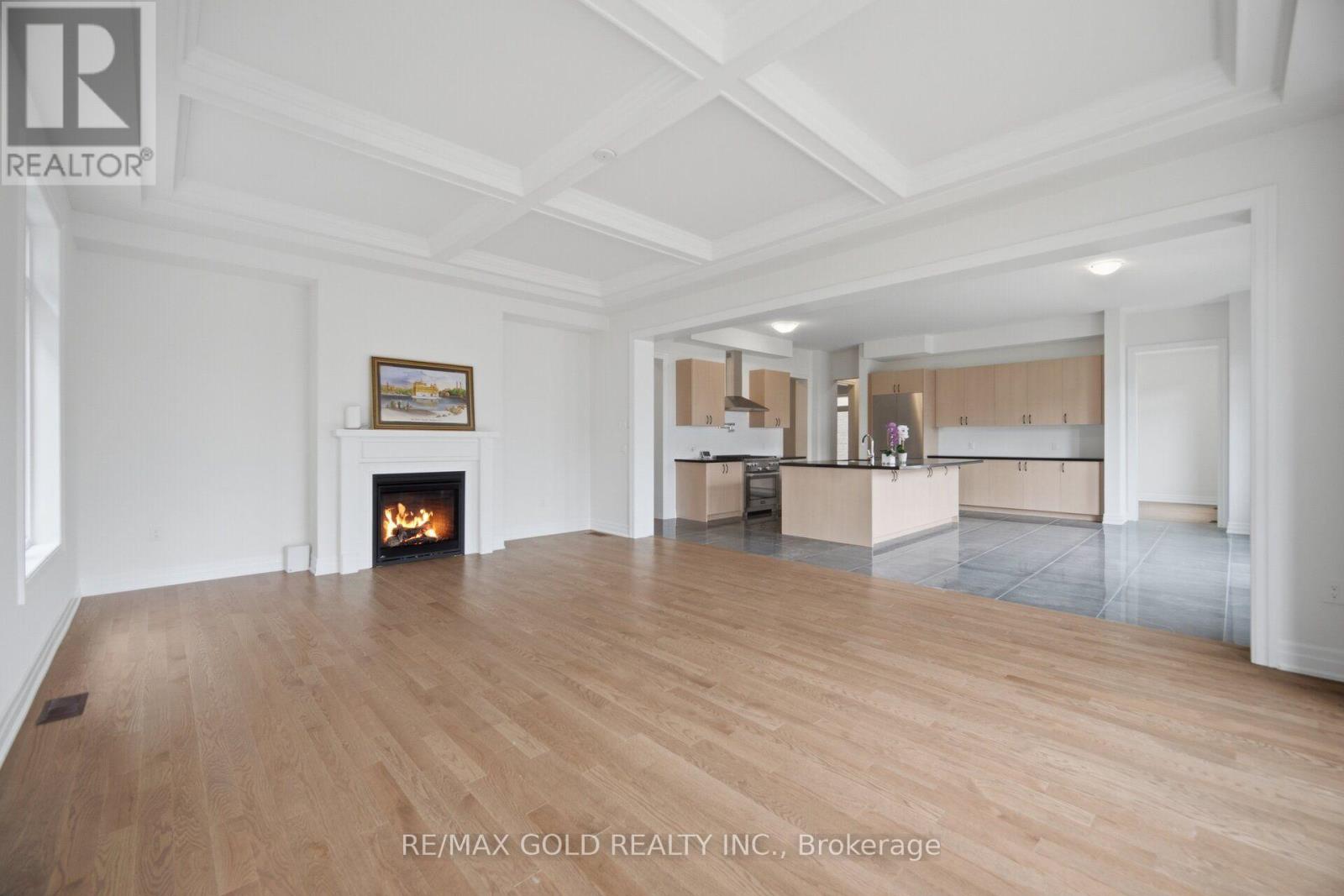 17 MOSSWOOD TRAIL - 21