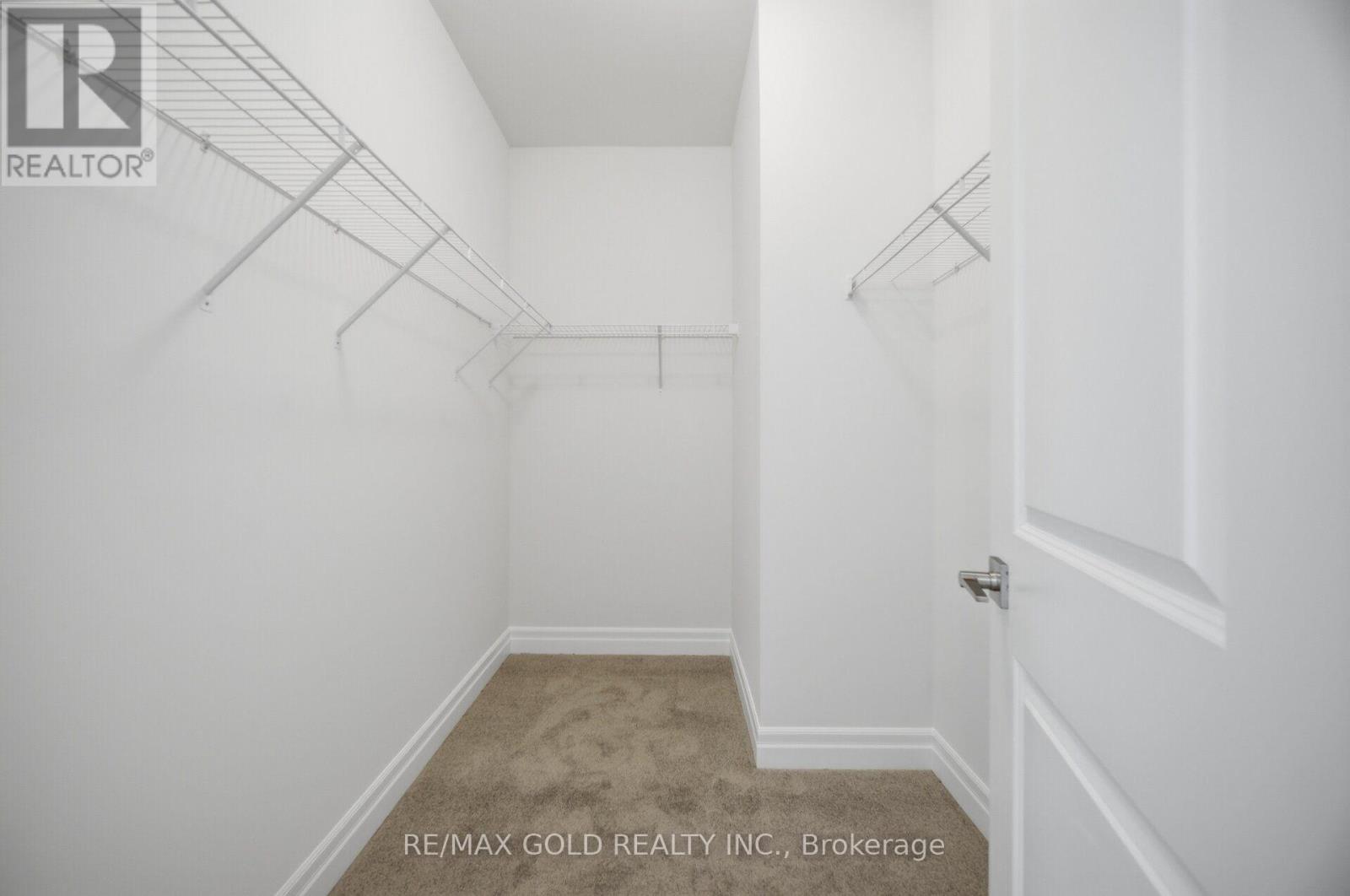 17 MOSSWOOD TRAIL - 46