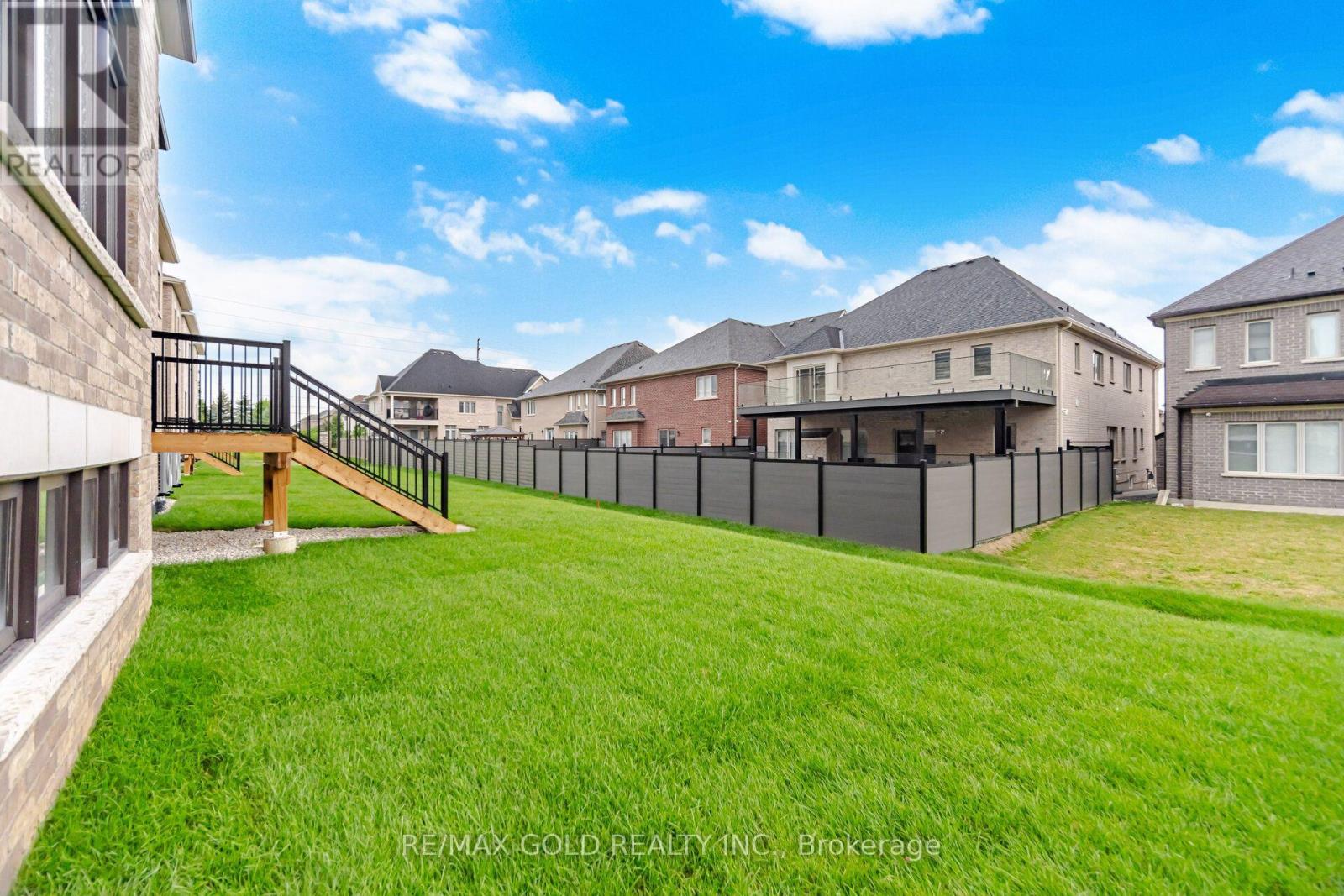 17 MOSSWOOD TRAIL - 49
