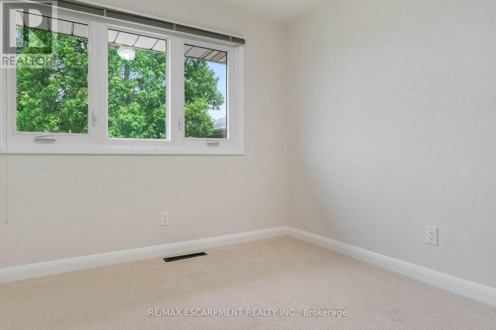 374 ST. AUGUSTINE DRIVE - Image 25