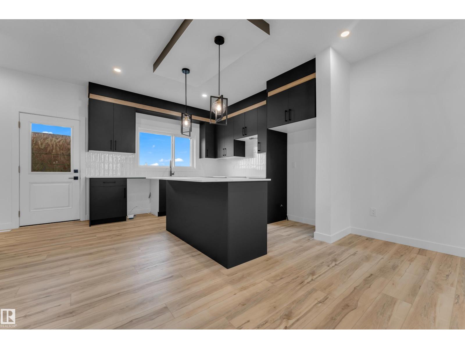 175 Graybriar DR - 9