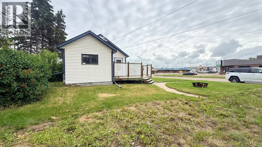5301 51 Street - 27