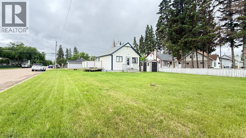 5301 51 Street - 28