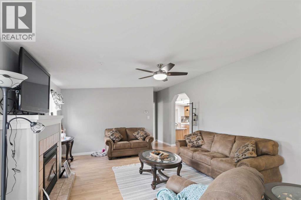 593 Stewart Street - 6