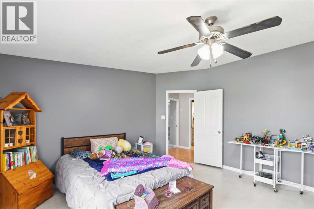 593 Stewart Street - 12