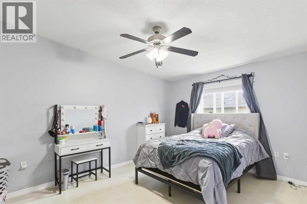 593 Stewart Street - 14