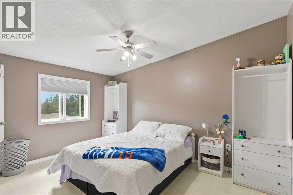 593 Stewart Street - 13
