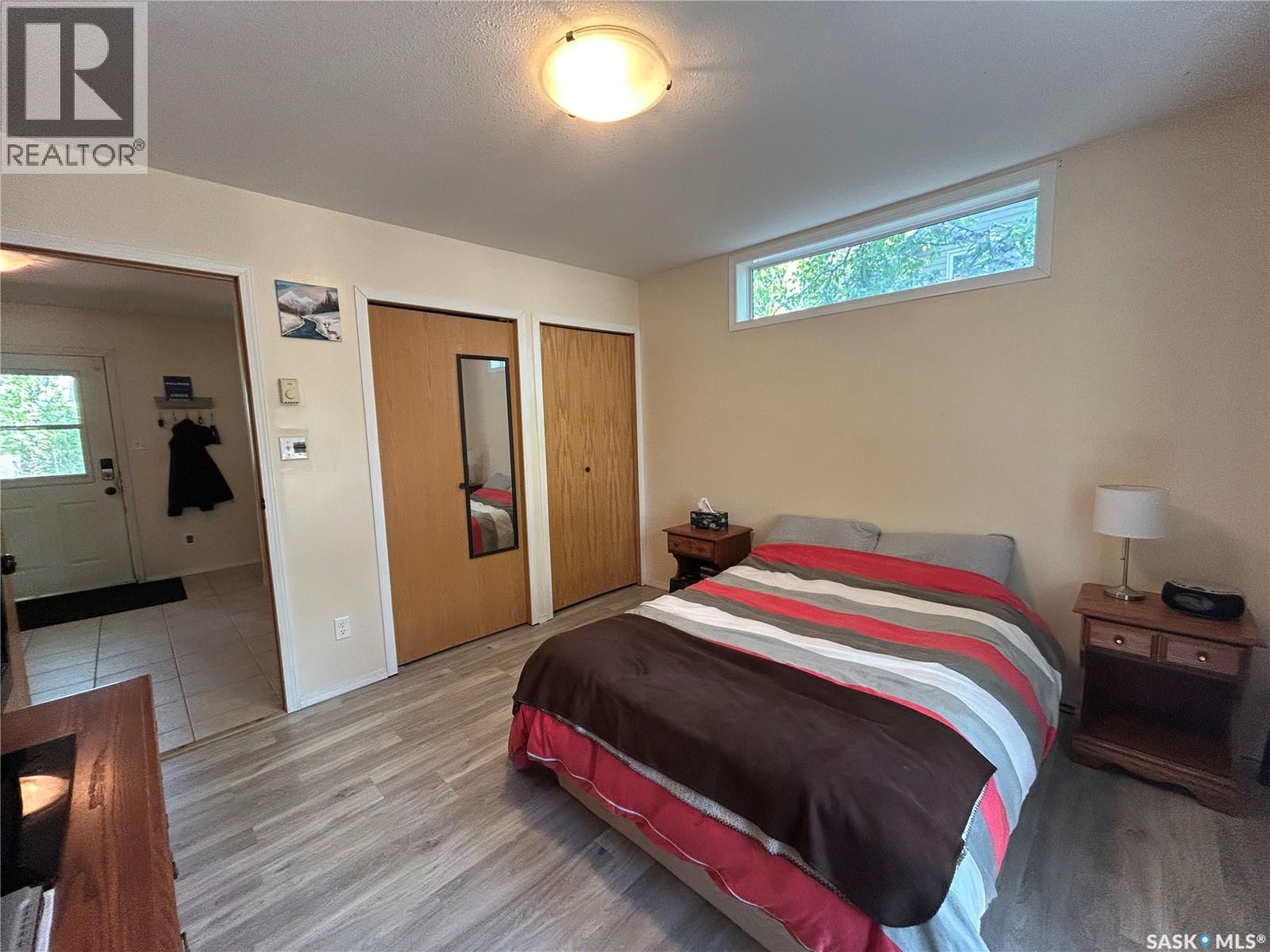 305 Pine STREET - Image 18