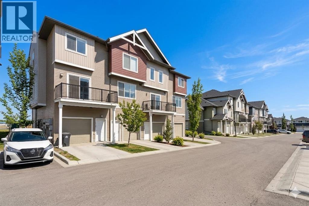 #1701 24 Rivercrest Drive - 1
