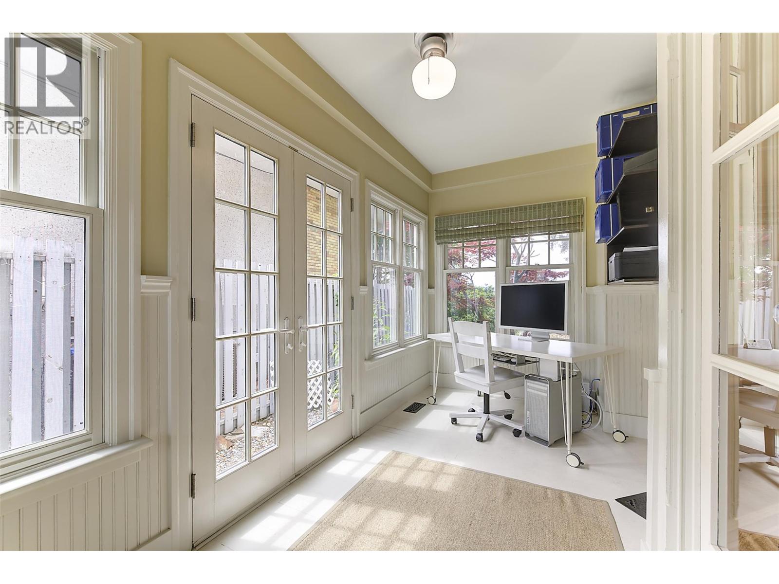 1537 Lakeview Street - 15