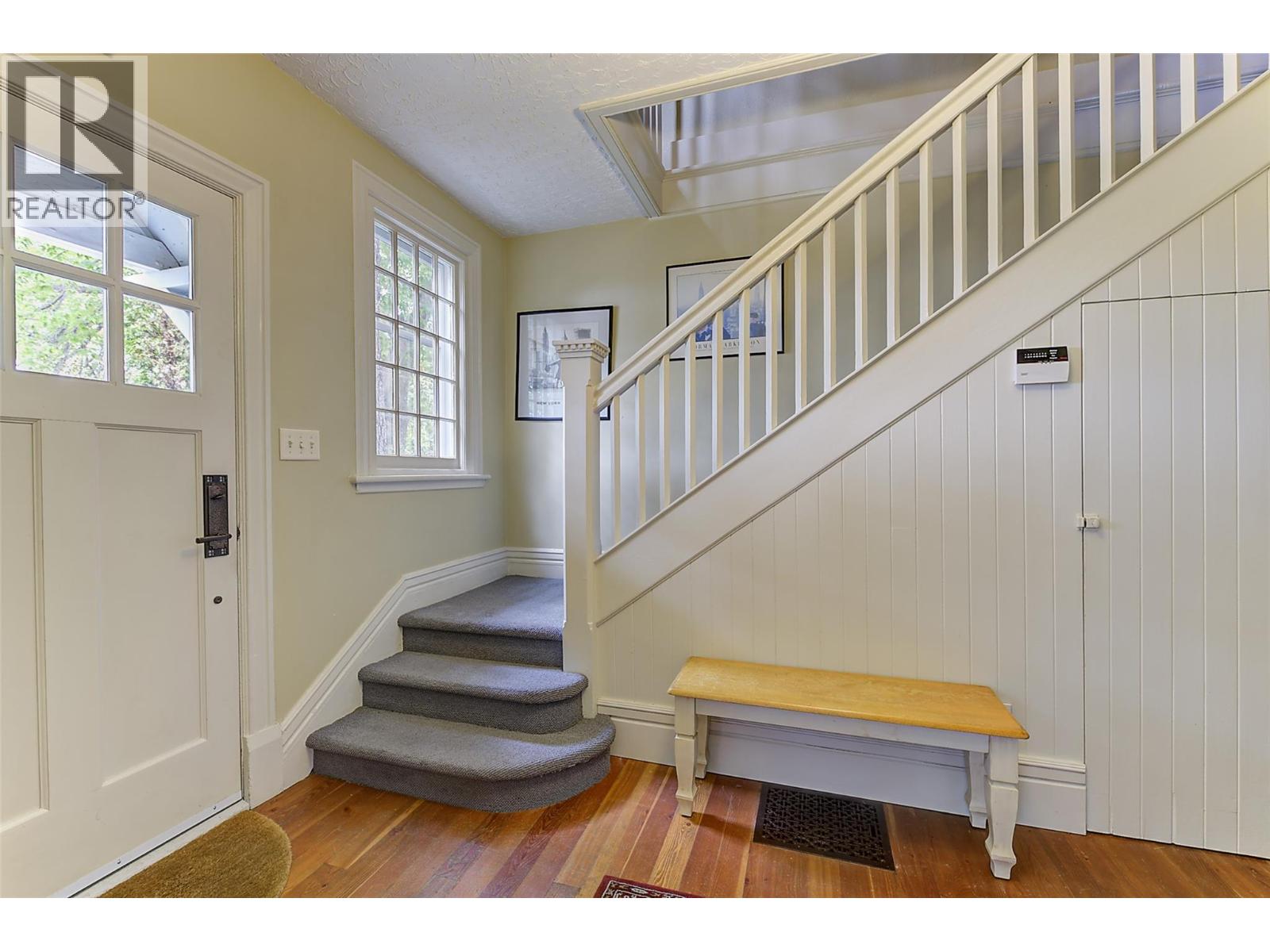 1537 Lakeview Street - 9