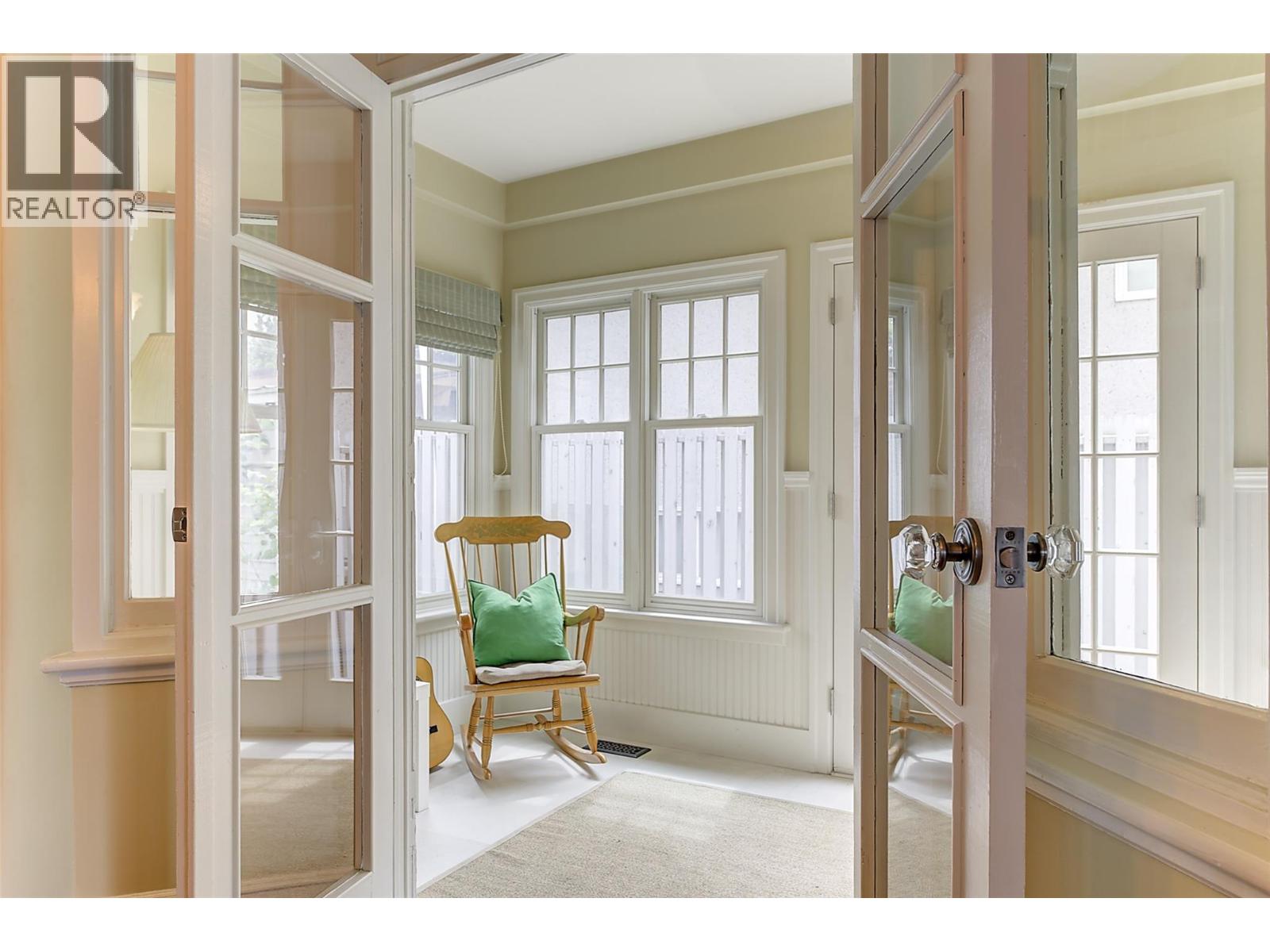 1537 Lakeview Street - 14