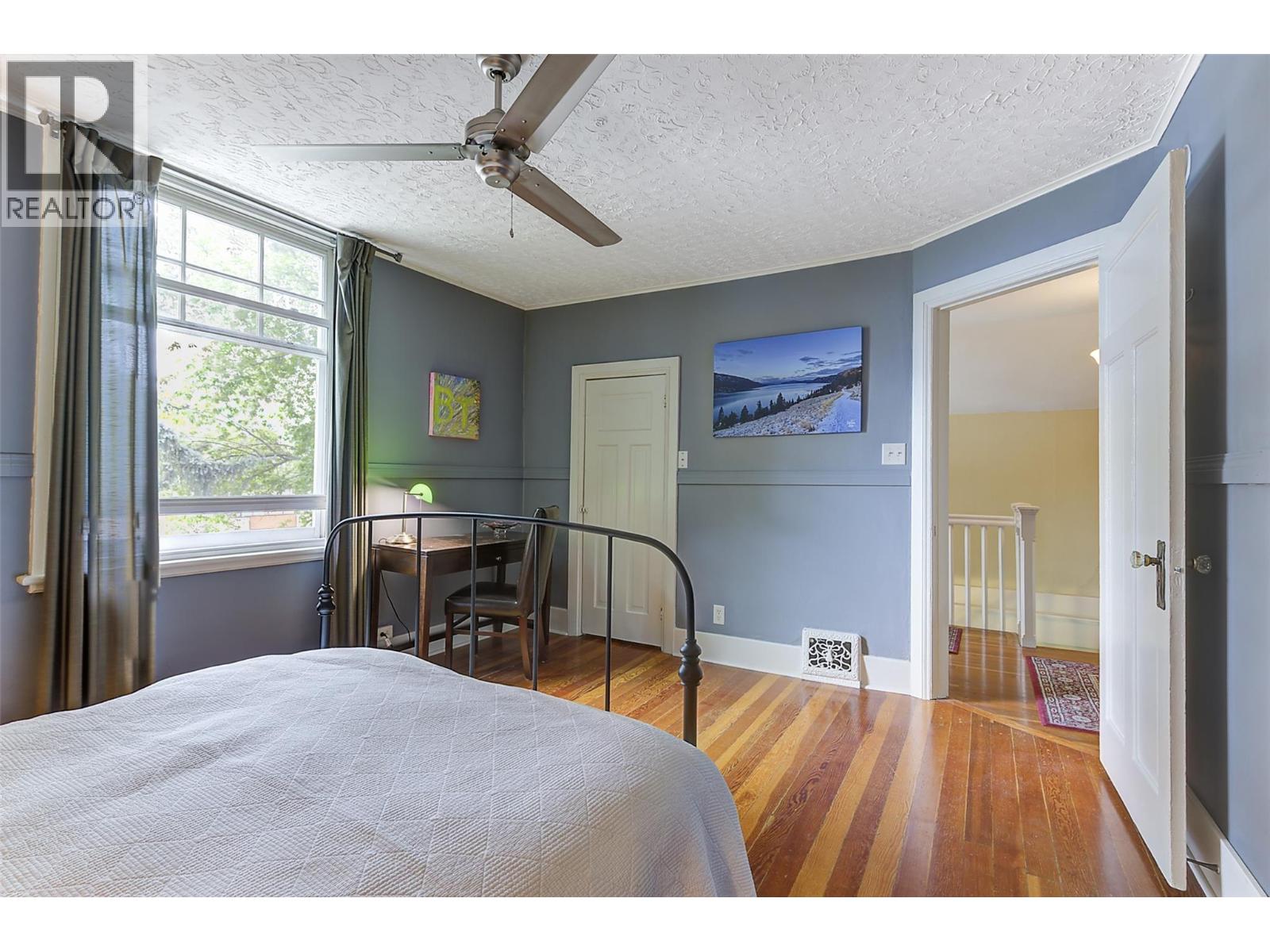 1537 Lakeview Street - 39