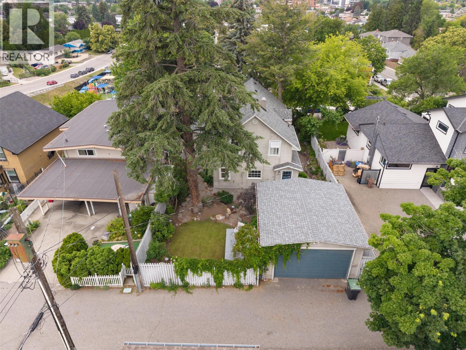 1537 Lakeview Street - 61