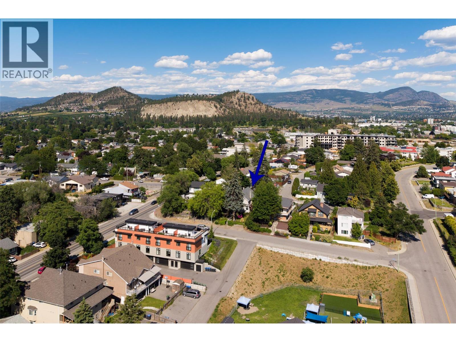 1537 Lakeview Street - 68