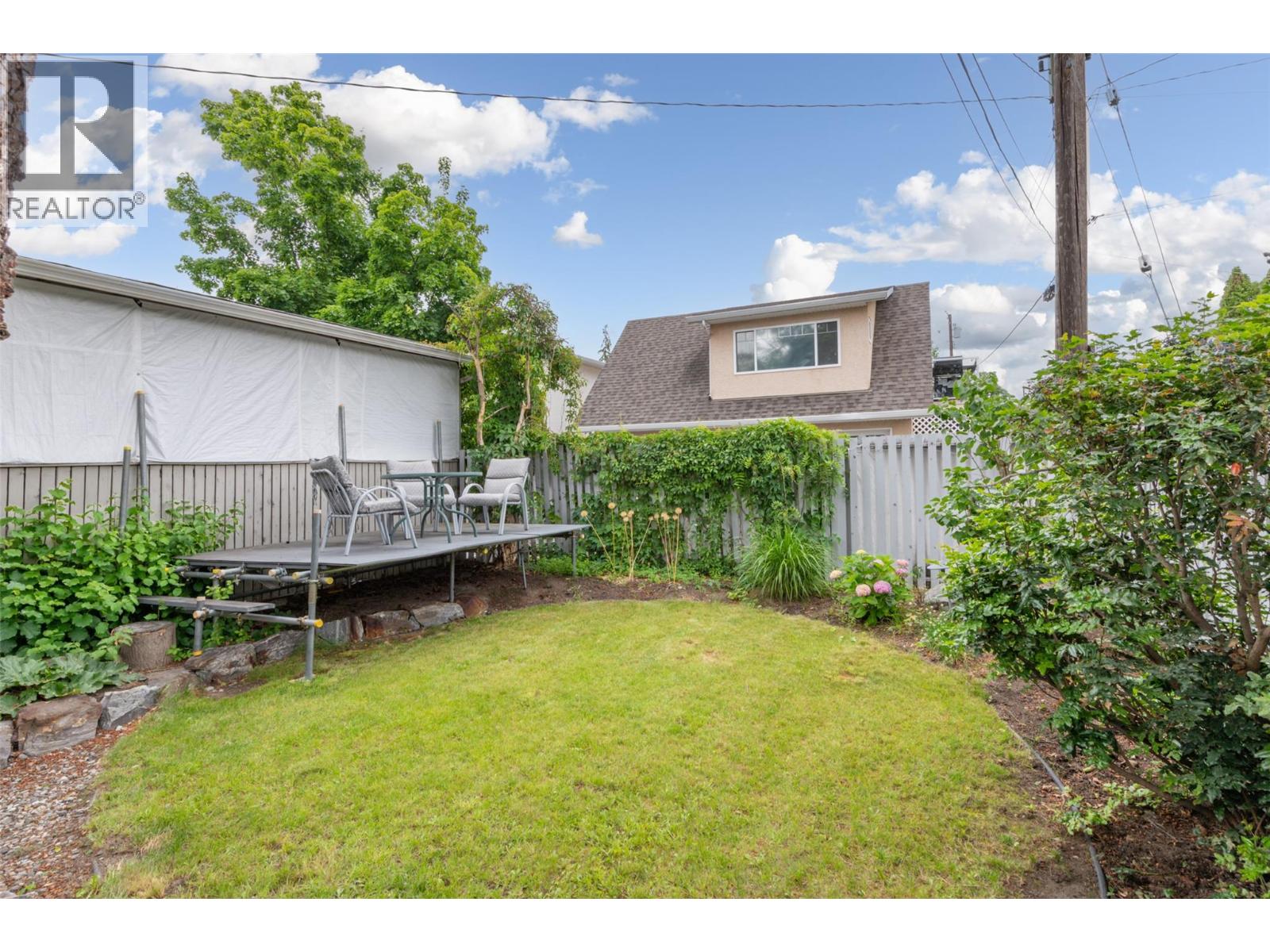 1537 Lakeview Street - 58