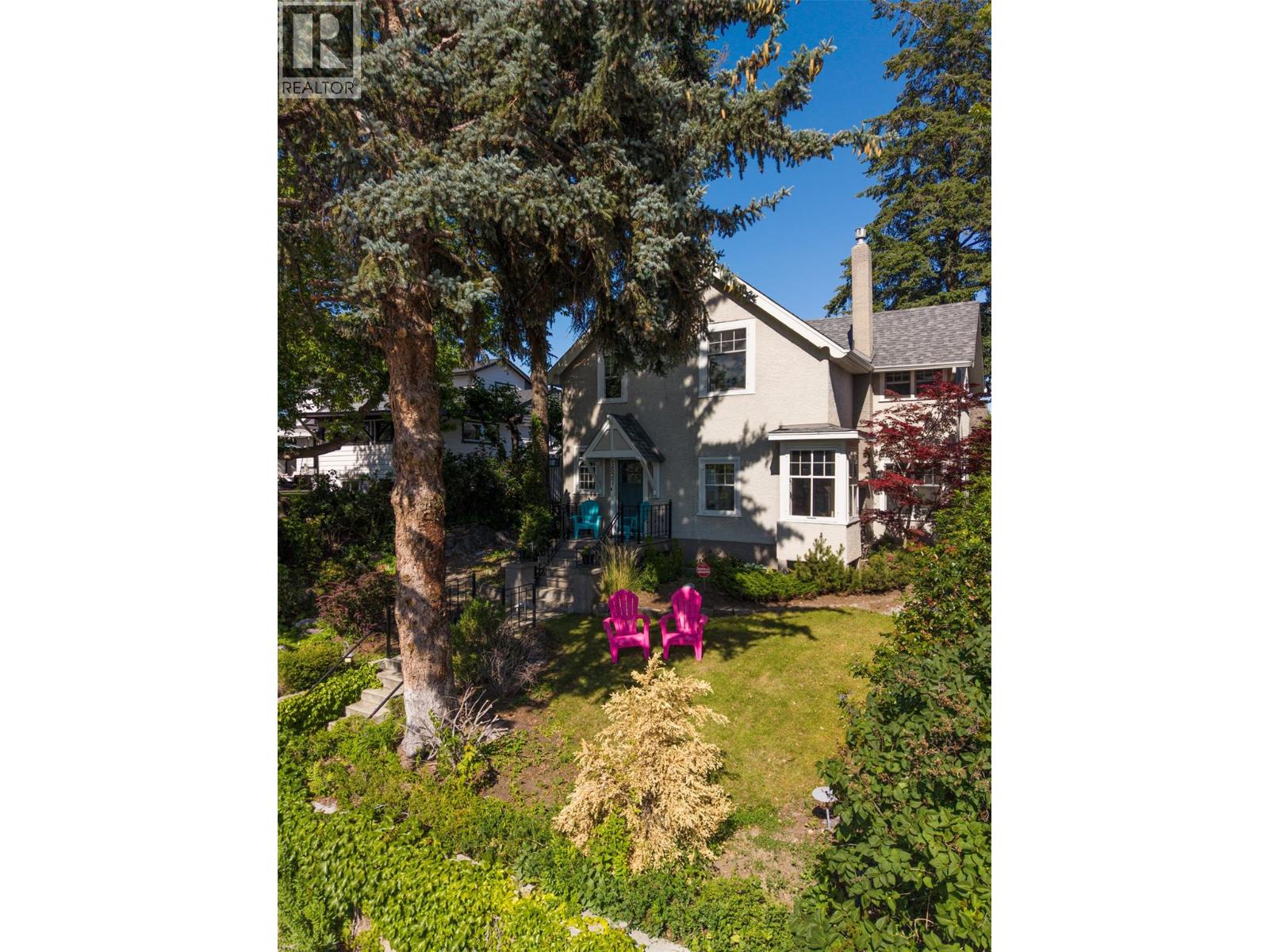 1537 Lakeview Street - 52