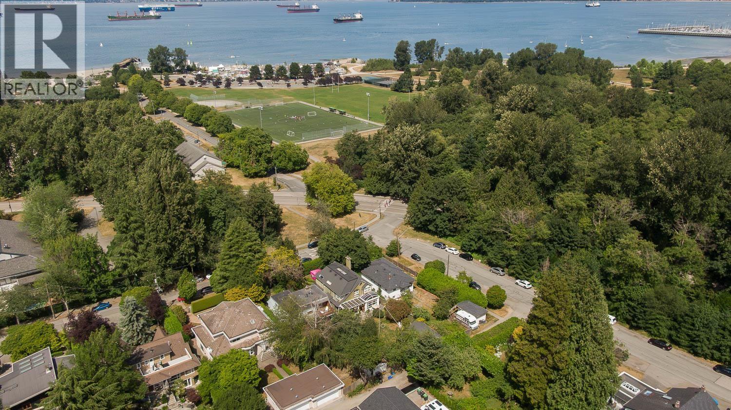 1825 DISCOVERY STREET, Vancouver — photo 2
