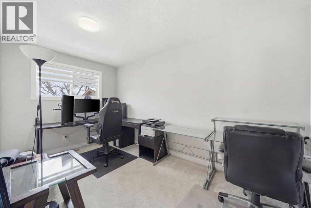 151 Templevale Place NE - 22