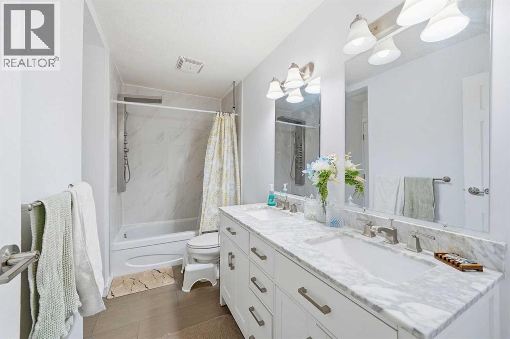 151 Templevale Place NE - 26