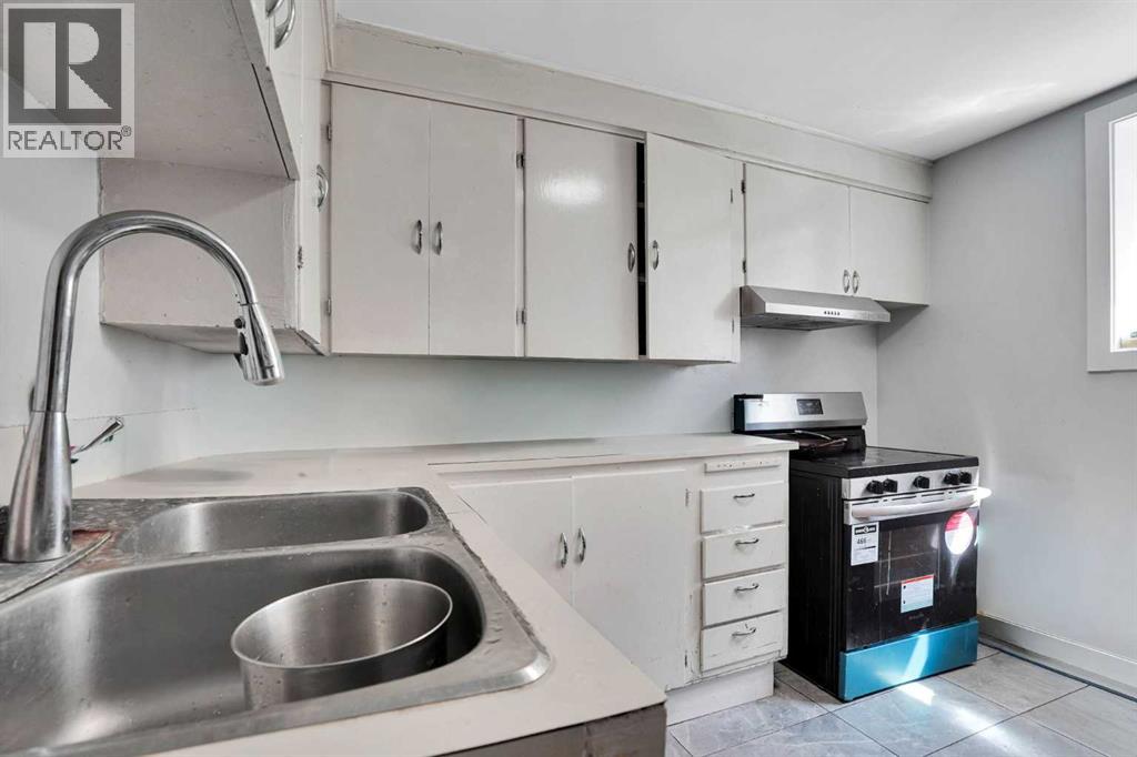 1917 22 Avenue NW - Image 40