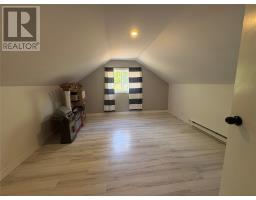 14 Roberts Drive thumbnail 14
