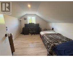 14 Roberts Drive thumbnail 12