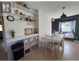 14 Roberts Drive thumbnail 8
