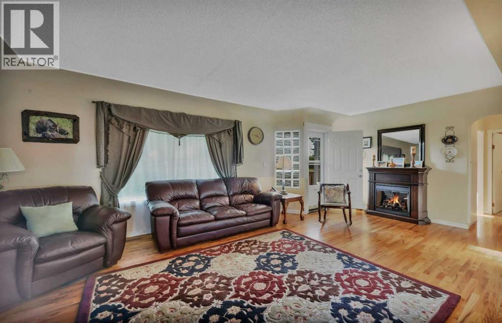 39227 Range Road 250 - 39