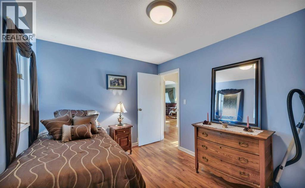 39227 Range Road 250 - 16