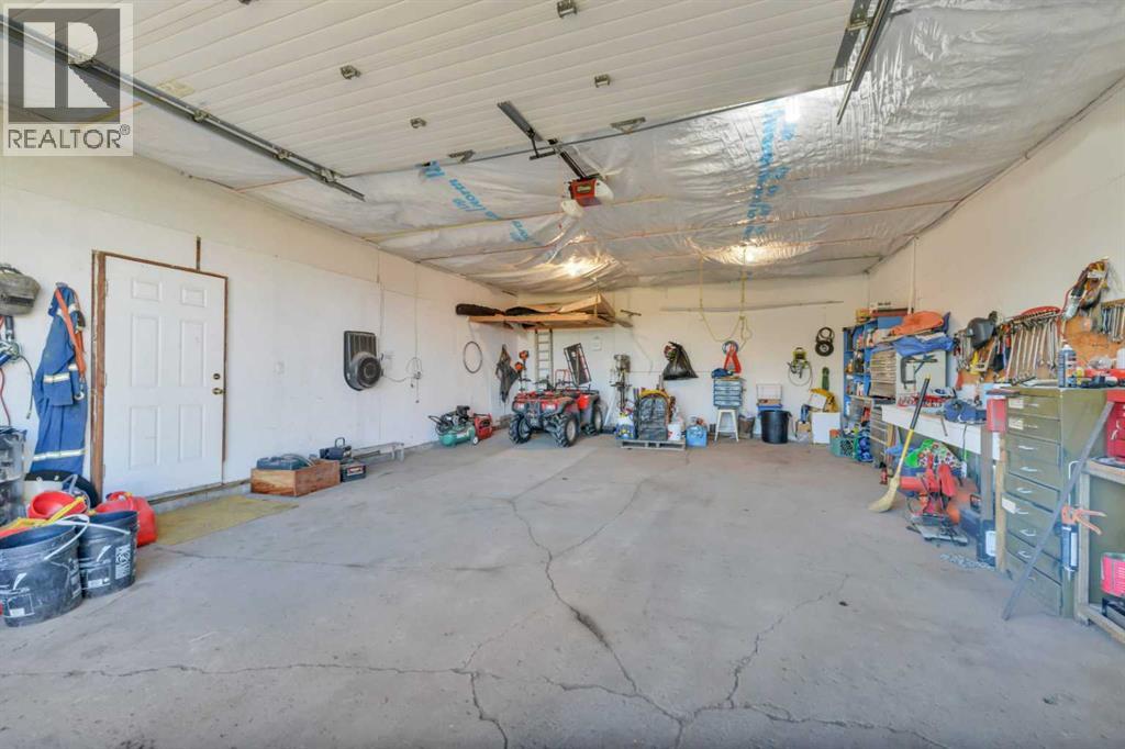 39227 Range Road 250 - 42