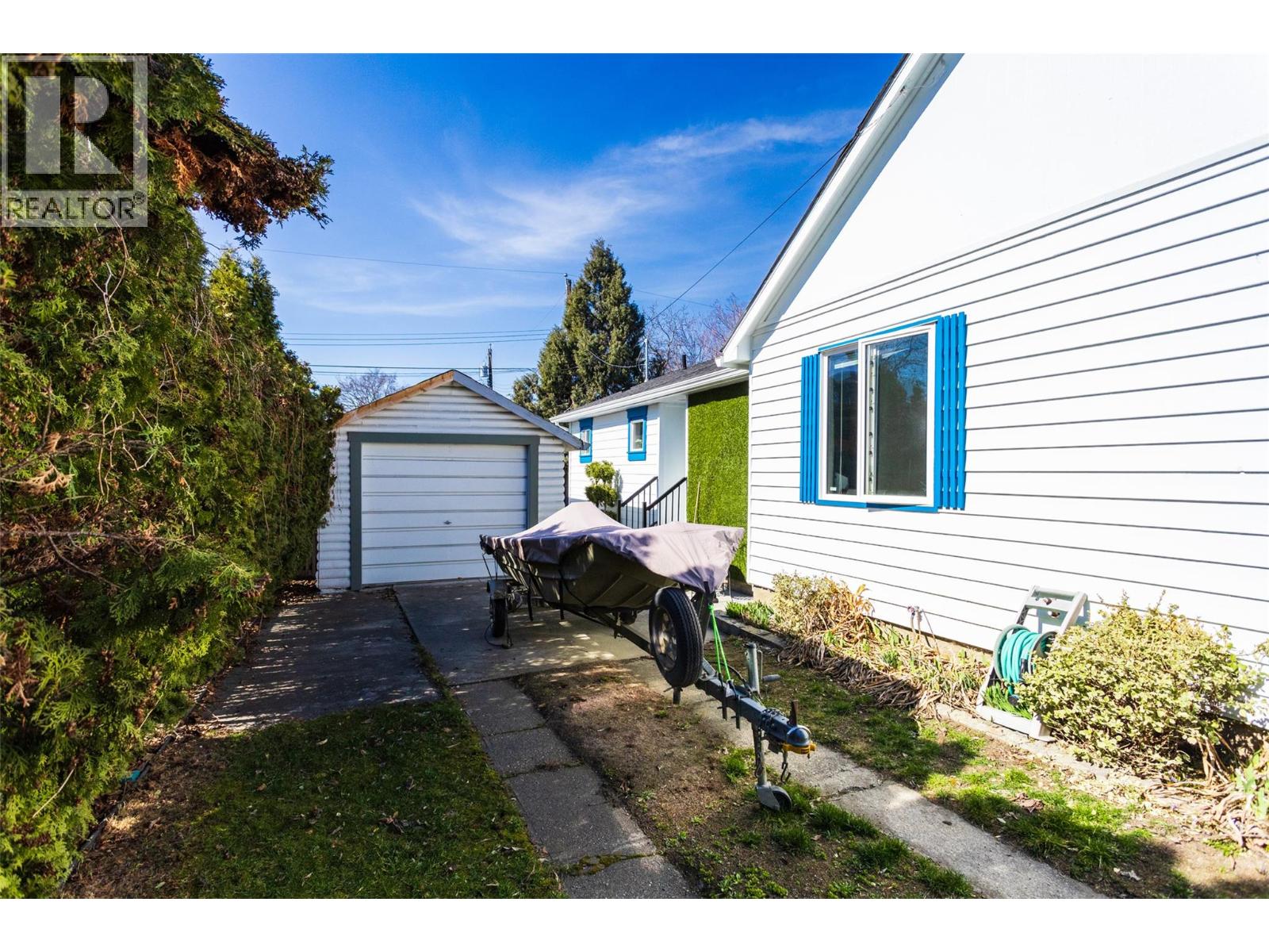 2422 Richter Street, Kelowna