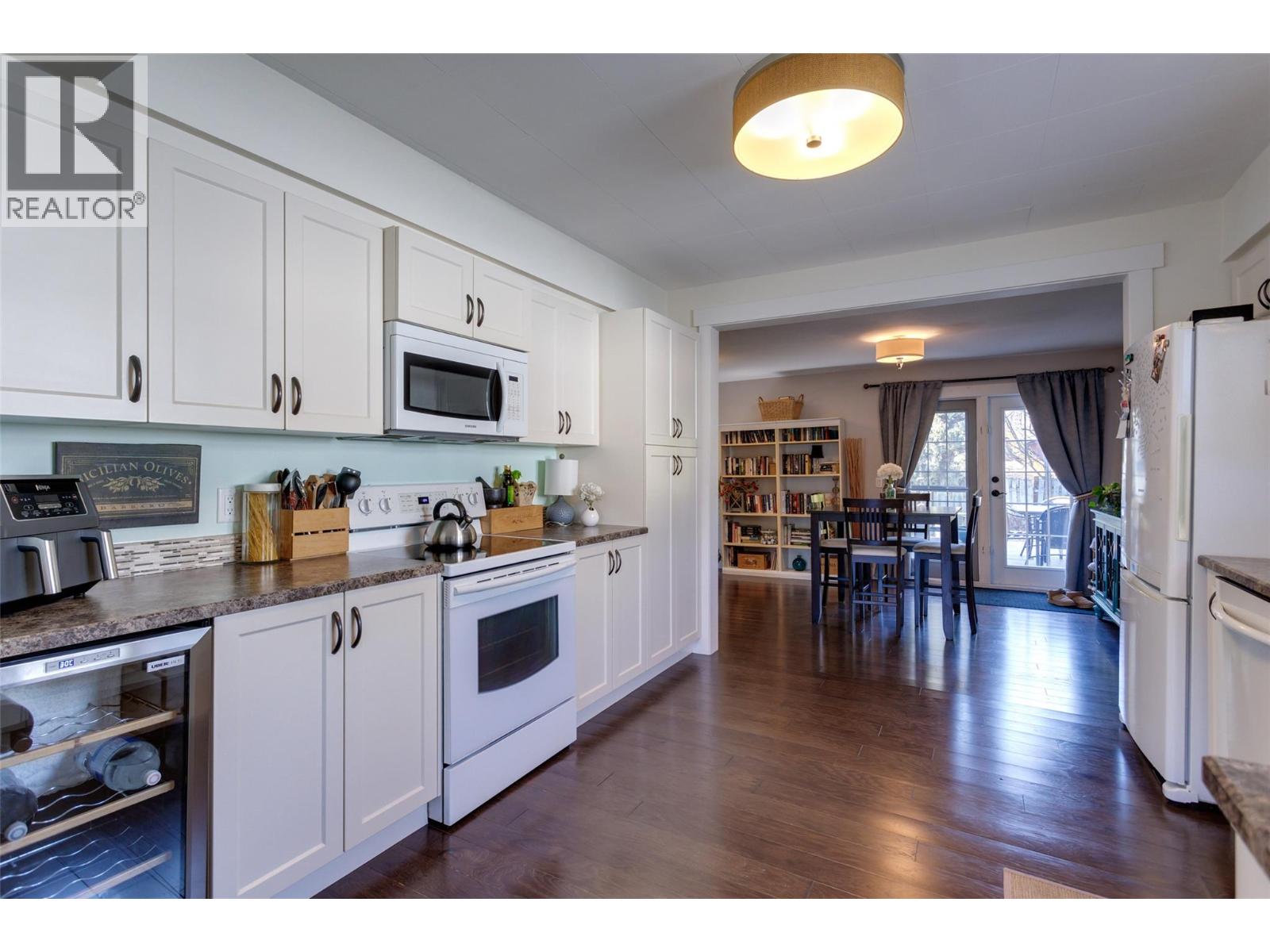 2422 Richter Street, Kelowna