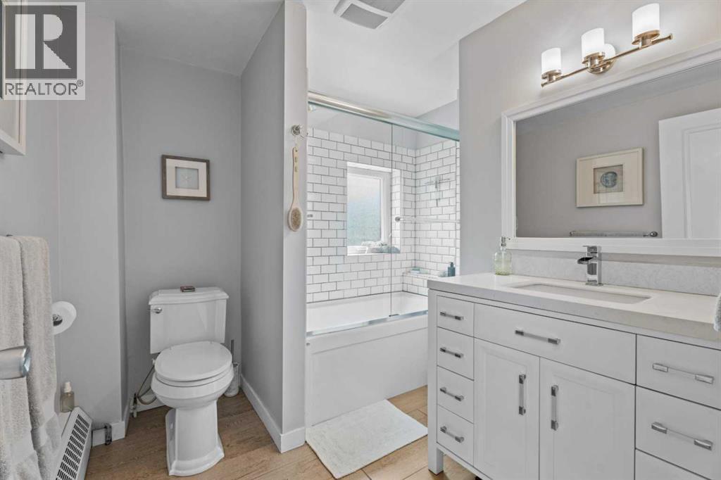 3216 17 Street SW - 22