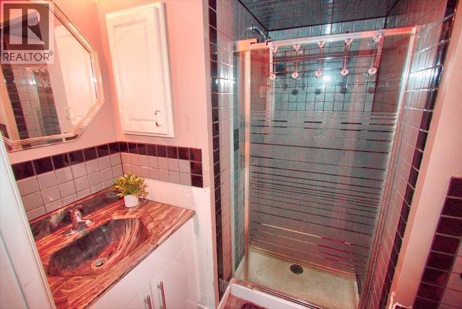 707 Malvern Drive NE - 20