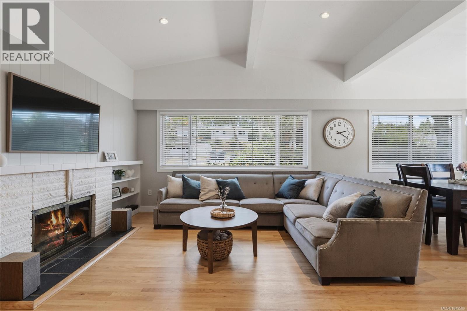 3552 Elliston Ave - 10