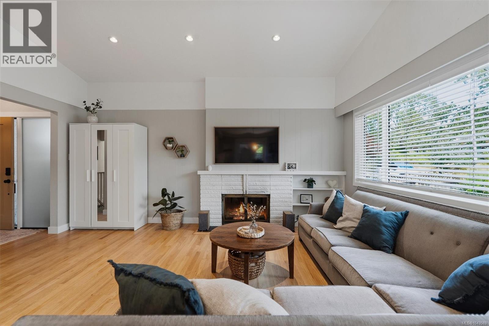 3552 Elliston Ave - 11