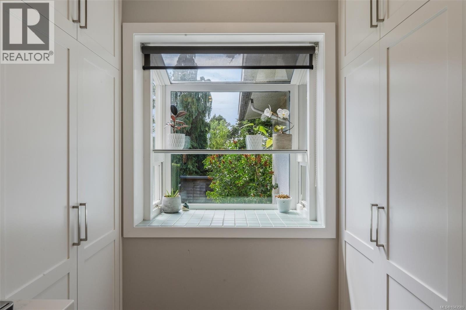 3552 Elliston Ave - 16