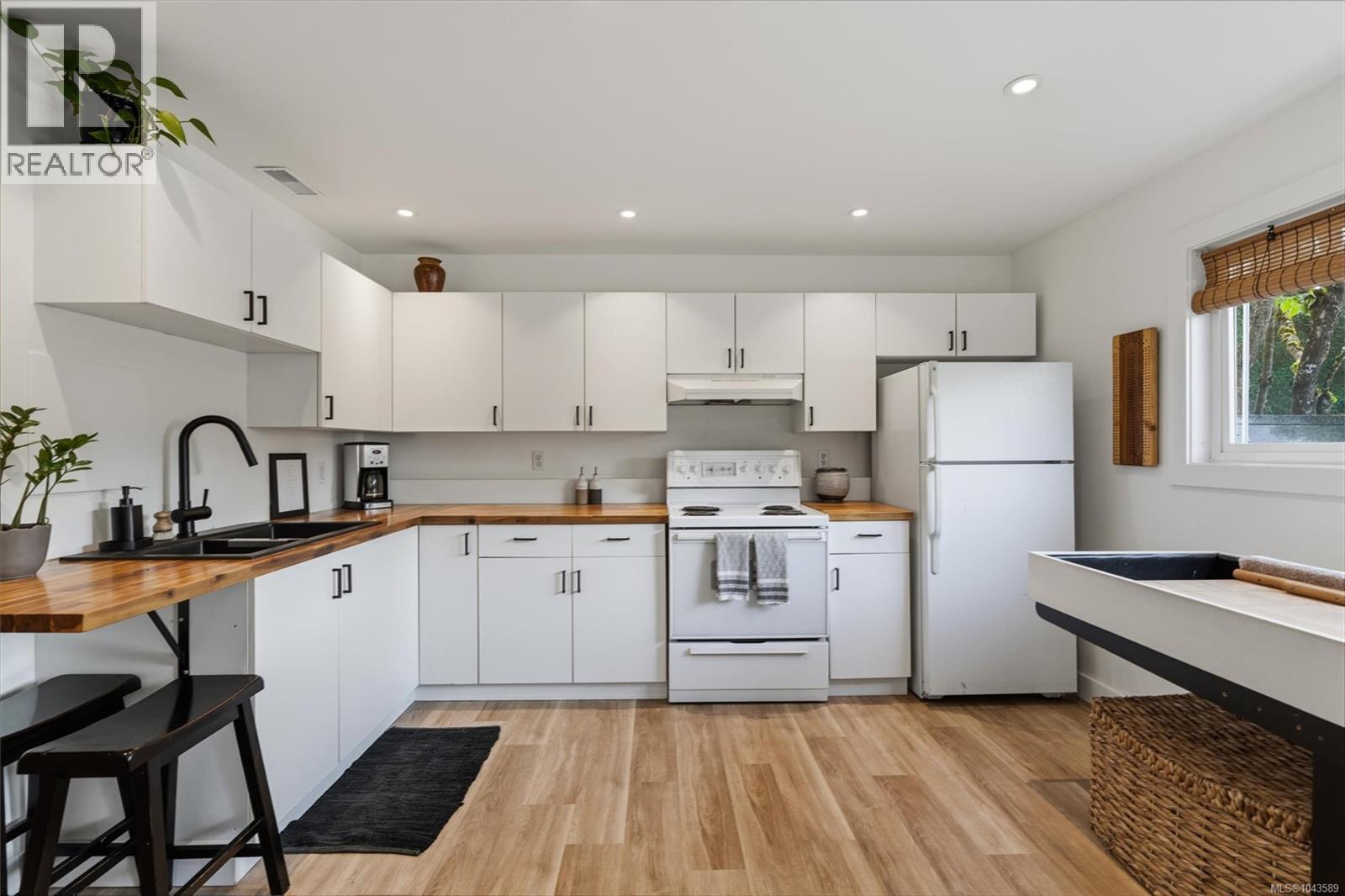 3552 Elliston Ave - 26