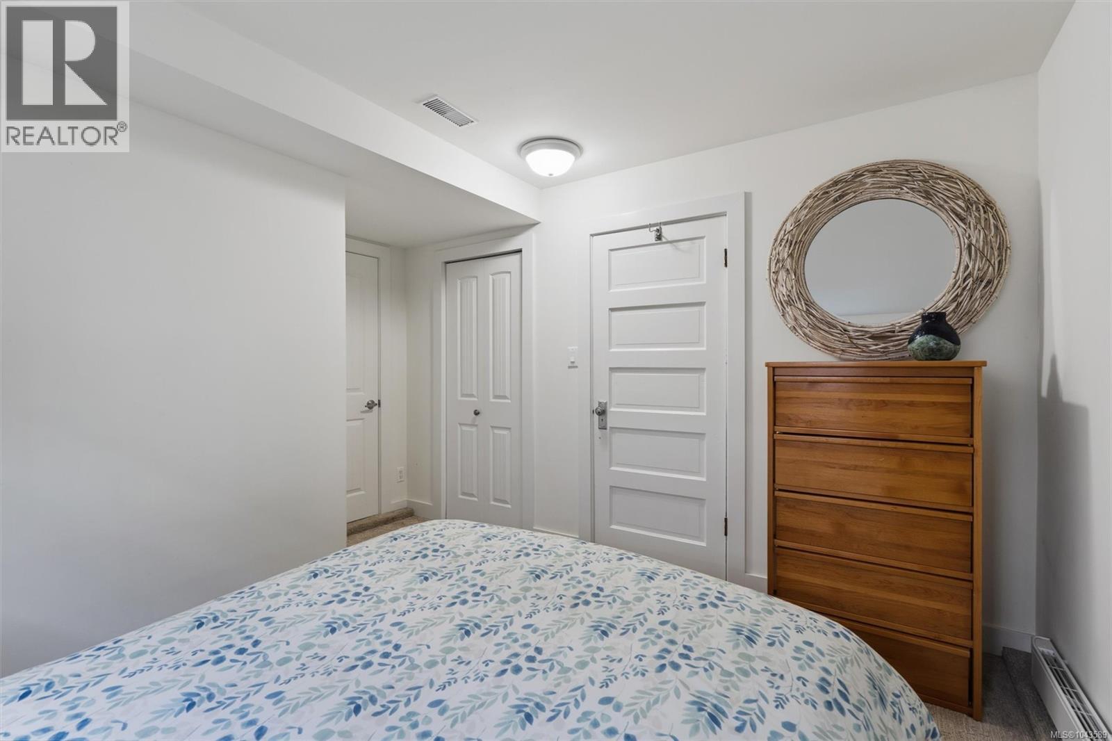 3552 Elliston Ave - 31