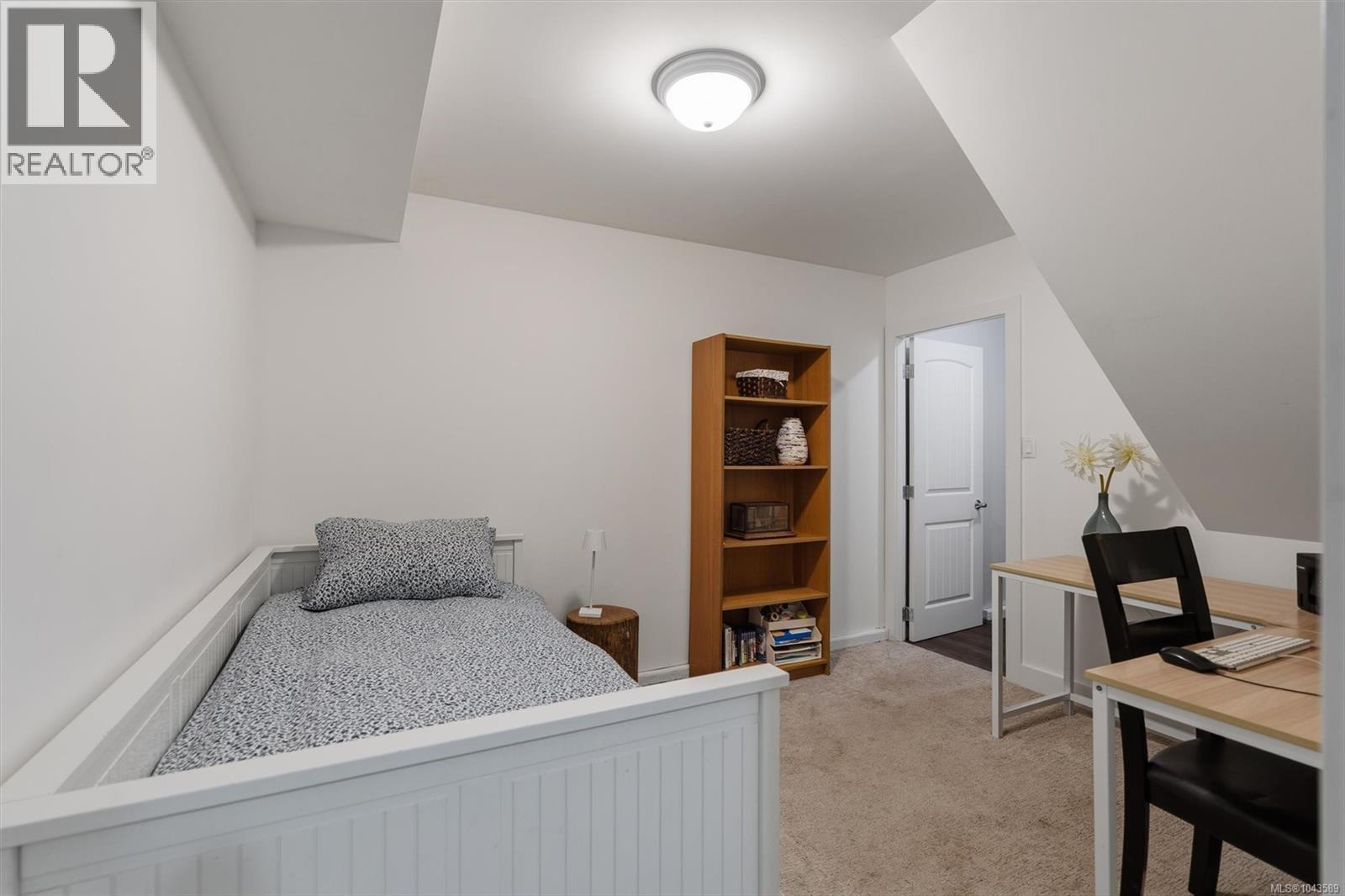 3552 Elliston Ave - 34