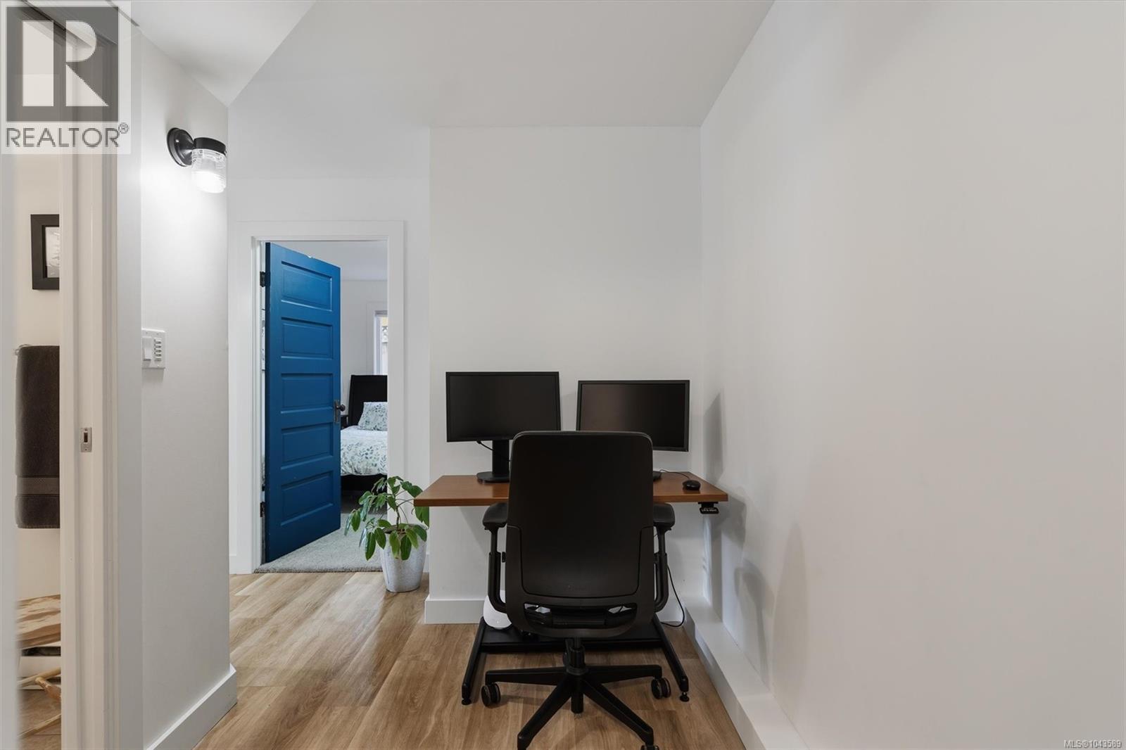 3552 Elliston Ave - 35