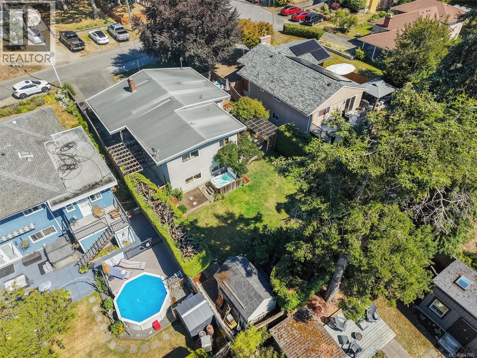 3552 Elliston Ave - 4