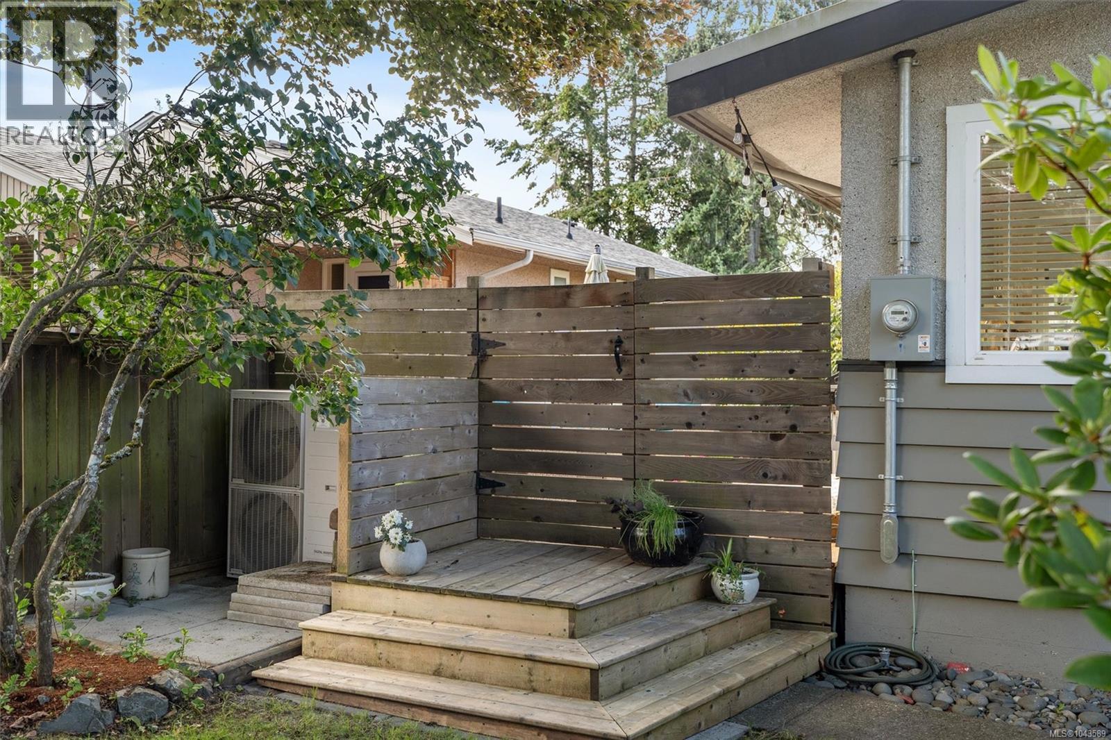 3552 Elliston Ave - 49