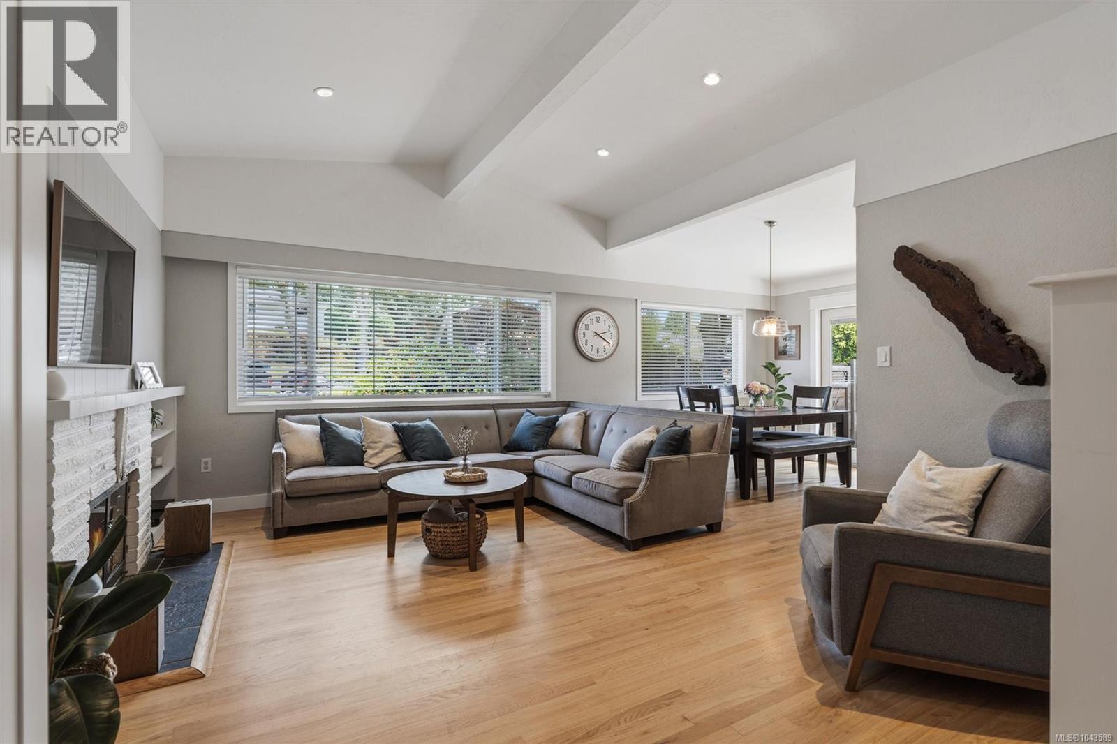 3552 Elliston Ave - 9